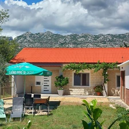 Holiday Home Zeljko,Marija & Jakov Starigrad Paklenica Buitenkant foto