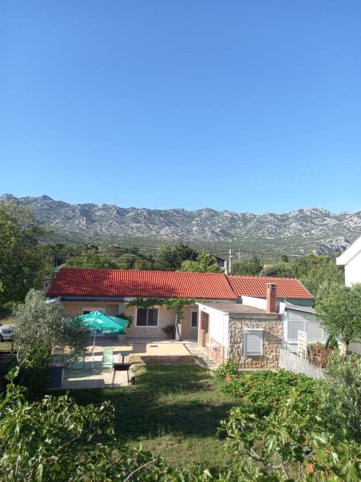 Holiday Home Zeljko,Marija & Jakov Starigrad Paklenica Buitenkant foto